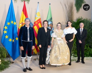 Imagen galería Así fue la exaltación de la Fallera Mayor de Valencia María Estela Arlandis (Tamayo Fotografía) - 8172 | El Periódico de Aquí